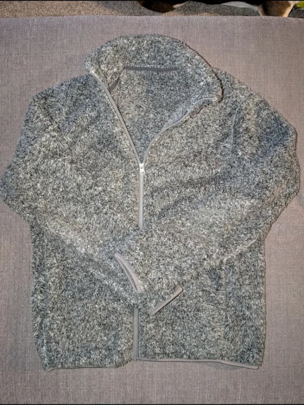 Uniqlo Men's Heather Gray Fuzzy Full-Zip Sweater
